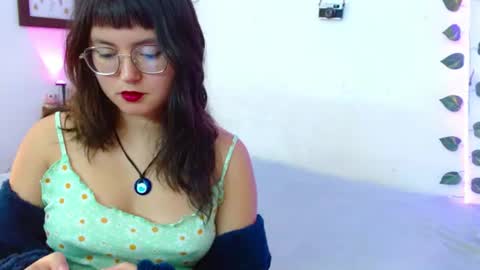 Snapshot of mily_baker chatting on July 2026 06:13:02 PM mily_baker online show from July 2026 06:13:02 PM