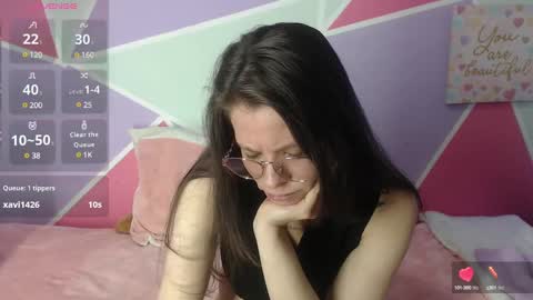 Snapshot of mily_miley chatting on March 2025 08:18:02 PM Mily Miley online show from March 2025 08:18:02 PM