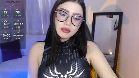 Snapshot of mily_thomson_b chatting on May 2026 10:39:01 PM Mily online show from May 2026 10:39:01 PM