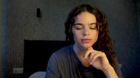 Linda online show from September 2025 11:21:01 AM
