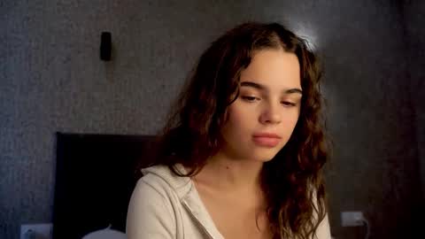 Linda online show from September 2025 12:20:01 PM