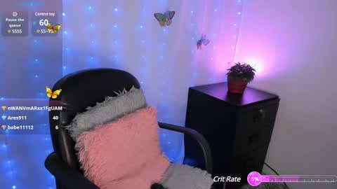 Snapshot of milysauria_ chatting on March 2025 11:47:02 AM Mily online show from March 2025 11:47:02 AM