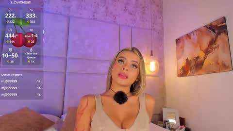 Milyy online show from October 2025 08:53:02 PM