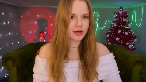 Kelly online show from December 2024 01:39:02 PM