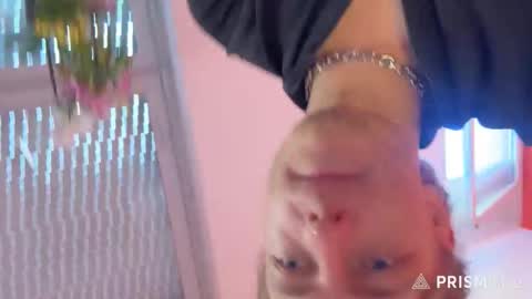 Snapshot of mimiro12 chatting on October 2025 01:00:02 PM mimiro12 online show from October 2025 01:00:02 PM