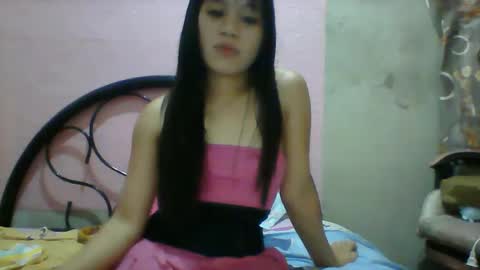 Snapshot of mimiyolove chatting on January 2025 01:28:01 PM mimiyolove online show from January 2025 01:28:01 PM