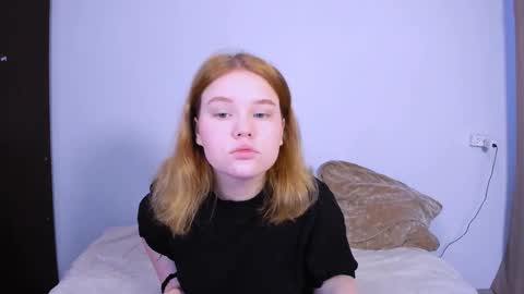 hi Im Mina  online show from September 2025 02:00:02 AM