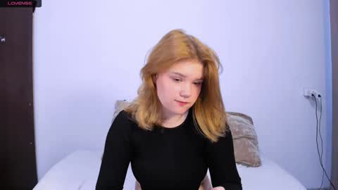 hi Im Mina  online show from September 2025 07:30:02 AM