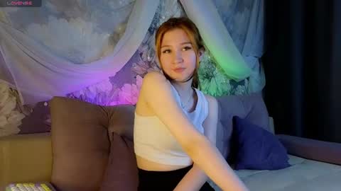 hi Im Mina  online show from July 2026 05:17:01 PM
