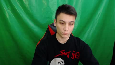 MINATO online show from November 2025 08:06:02 AM