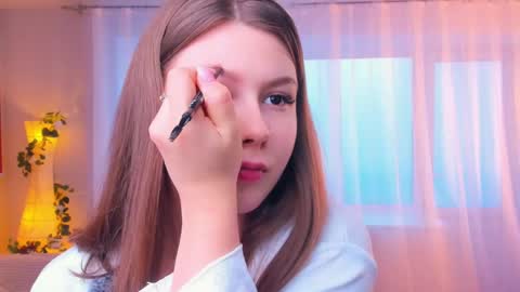 Mindi online show from October 2025 07:31:02 AM