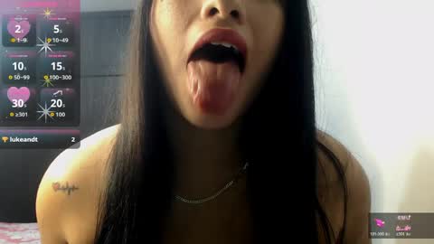 Snapshot of mindy_james chatting on June 2026 03:50:01 PM Mindy online show from June 2026 03:50:01 PM
