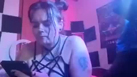 Snapshot of mindyourvib3z chatting on June 2026 11:46:01 PM mindyourvib3z online show from June 2026 11:46:01 PM