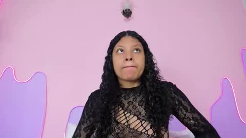 Snapshot of mingie_rouse chatting on December 2025 11:48:01 AM Mingie online show from December 2025 11:48:01 AM