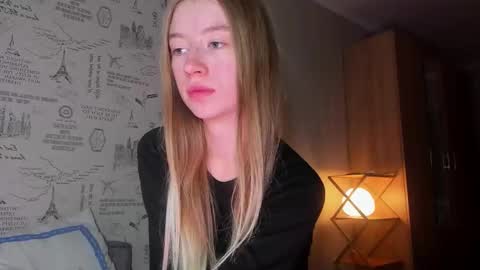 Amelia online show from November 2025 06:32:01 PM