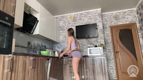 Snapshot of minimimi18 chatting on November 2025 06:57:01 AM minimimi18 online show from November 2025 06:57:01 AM