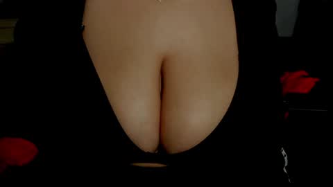 minka0 online show from December 2024 09:11:01 PM