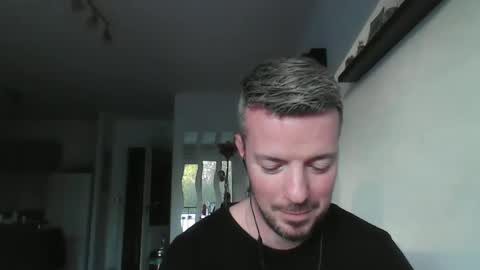 minka28 online show from April 2026 05:29:01 PM