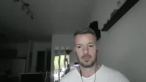 minka28 online show from April 2026 05:39:01 PM