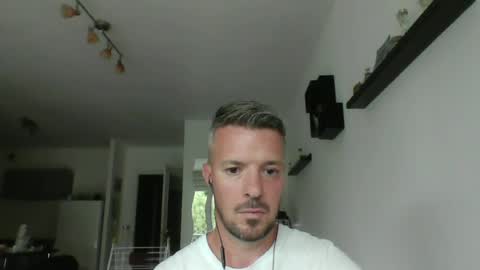 Snapshot of minka28 chatting on June 2026 05:22:01 PM minka28 online show from June 2026 05:22:01 PM