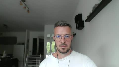 Snapshot of minka28 chatting on June 2026 09:08:02 AM minka28 online show from June 2026 09:08:02 AM