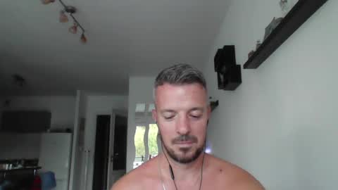 Snapshot of minka28 chatting on July 2026 05:19:02 PM minka28 online show from July 2026 05:19:02 PM