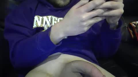 Snapshot of minnesotaguy2525 chatting on February 2025 12:27:01 AM Minnesota Guy online show from February 2025 12:27:01 AM