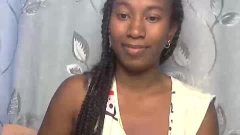 minouch211907 online show from April 2026 01:13:01 PM