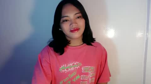 Snapshot of mira_luna222 chatting on February 2025 03:54:01 AM Mira Bella online show from February 2025 03:54:01 AM