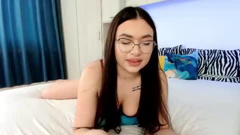 Snapshot of mira_marble chatting on July 2026 04:43:02 AM mira marble online show from July 2026 04:43:02 AM