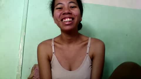 Snapshot of mirah881 chatting on May 2026 06:52:01 AM mirah881 online show from May 2026 06:52:01 AM