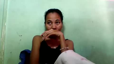 Snapshot of mirah881 chatting on May 2026 05:48:01 AM mirah881 online show from May 2026 05:48:01 AM