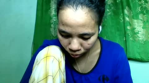 Snapshot of mirah881 chatting on June 2026 05:15:01 PM mirah881 online show from June 2026 05:15:01 PM