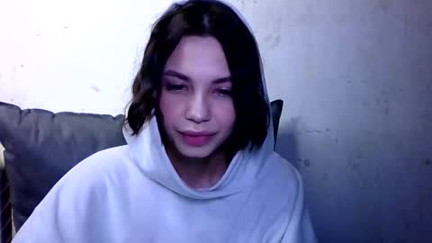 Snapshot of miralapics chatting on March 2026 04:18:02 PM MiraLaPics online show from March 2026 04:18:02 PM