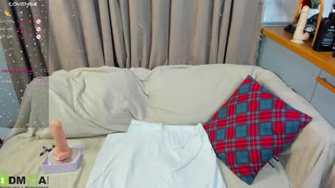 Snapshot of miranda_robinson chatting on March 2025 03:31:01 PM Miranda online show from March 2025 03:31:01 PM