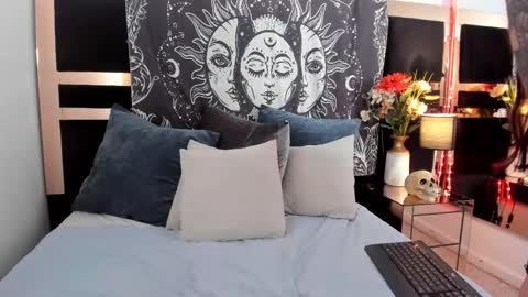 Miranda  online show from January 2026 05:51:02 PM