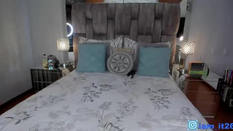 Miranda online show from April 2026 12:45:01 AM