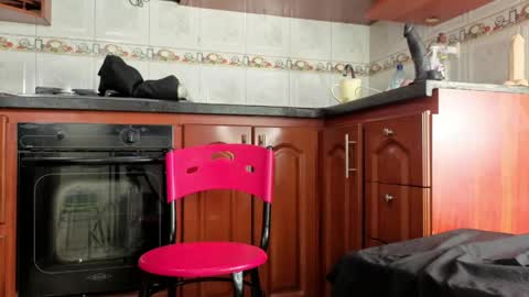 Miranda online show from April 2026 07:58:02 PM