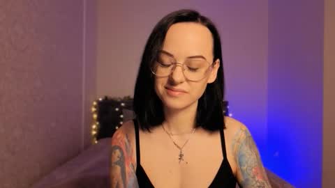 MiraSkyy online show from March 2026 04:32:02 PM