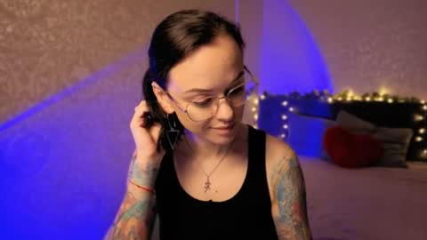 Snapshot of miraskyy chatting on June 2026 06:10:01 PM MiraSkyy online show from June 2026 06:10:01 PM