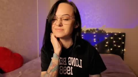 Snapshot of miraskyy chatting on June 2026 10:36:02 PM MiraSkyy online show from June 2026 10:36:02 PM