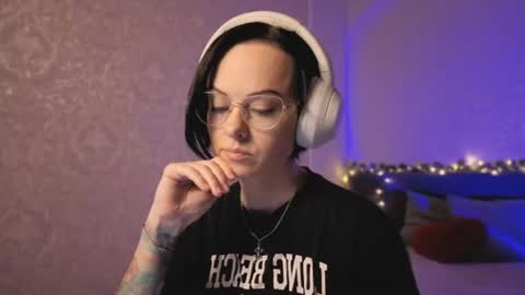 Snapshot of miraskyy chatting on July 2026 07:39:01 PM MiraSkyy online show from July 2026 07:39:01 PM