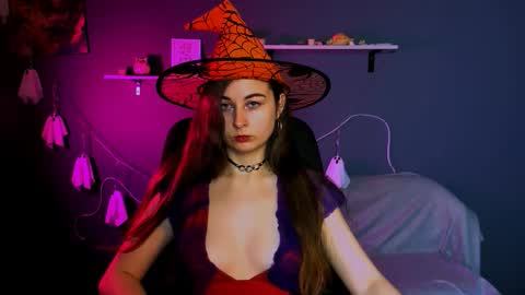 Snapshot of miriam_crazy chatting on October 2025 08:04:02 PM miriam_crazy online show from October 2025 08:04:02 PM