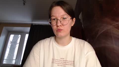 Snapshot of miriamor chatting on January 2025 07:04:02 AM Mira online show from January 2025 07:04:02 AM