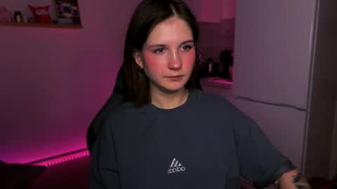 Snapshot of mirrameow chatting on February 2025 12:05:02 AM Mira online show from February 2025 12:05:02 AM