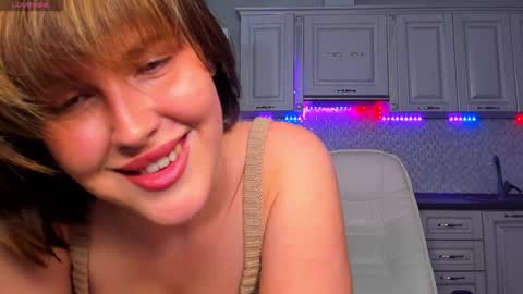 Snapshot of mirrorofsoul chatting on January 2025 05:53:02 AM Shelley online show from January 2025 05:53:02 AM