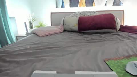 Eva online show from October 2025 06:46:02 PM