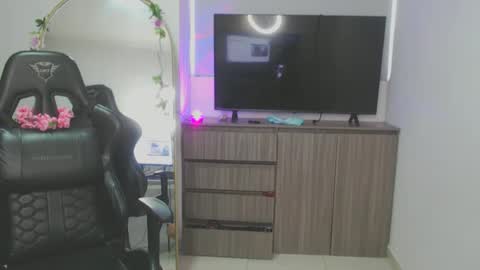 IYASHA online show from January 2026 09:35:02 PM