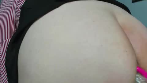 Mishell Bons online show from March 2026 10:17:03 PM