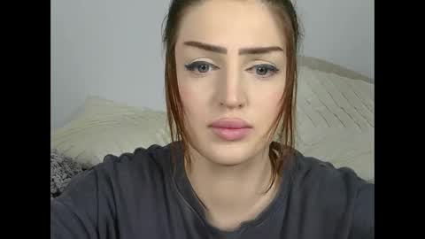 Elora online show from November 2025 07:52:02 AM